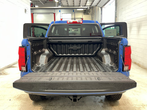 New 2025 Chevrolet Colorado ZR2 w/ Technology Package image 37