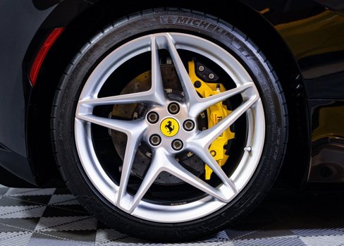 Certified 2020 Ferrari F8 Tributo image 7