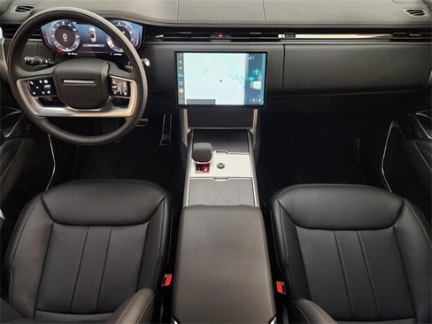 New 2025 Land Rover Range Rover SE image 4