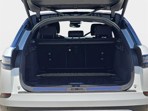 New 2026 Land Rover Range Rover Velar S image 12