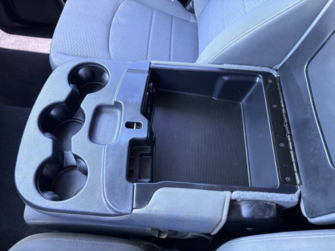 Used 2015 RAM 1500 Classic SLT image 20