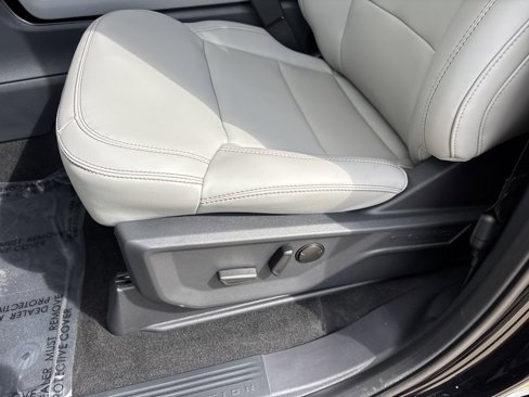 New 2025 Ford Expedition Max Active image 23