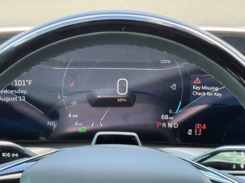 New 2026 Cadillac Vistiq Sport image 3