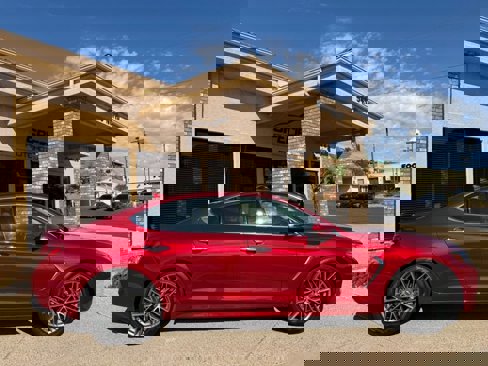Used 2020 Genesis G70 2.0T image 4