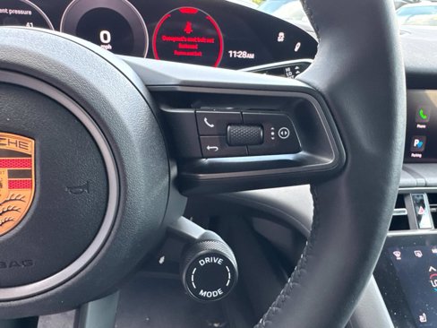 Certified 2025 Porsche Taycan 4S image 30