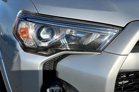 Used 2024 Toyota 4Runner TRD Off-Road Premium image 28