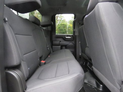 Used 2023 GMC Sierra 2500 Pro w/ Convenience Package image 17