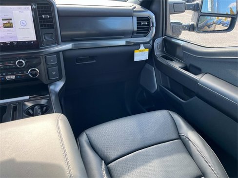New 2025 Ford F150 Lariat w/ Equipment Group 502A High image 14