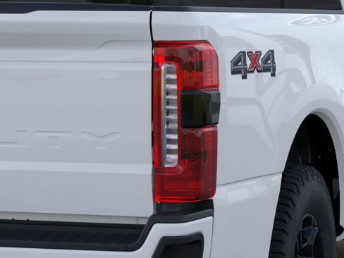 New 2026 Ford F250 4x4 Crew Cab Super Duty image 21