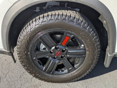 New 2026 Nissan Rogue SV image 10