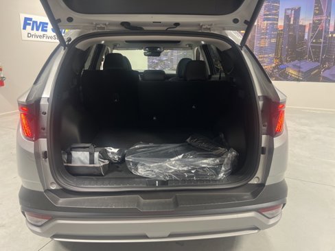 Used 2025 Hyundai Tucson Limited image 27