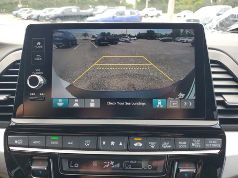New 2026 Honda Odyssey Touring image 18