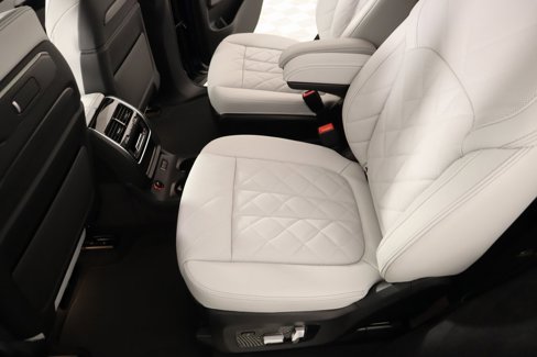 New 2026 BMW X7 xDrive40i image 14