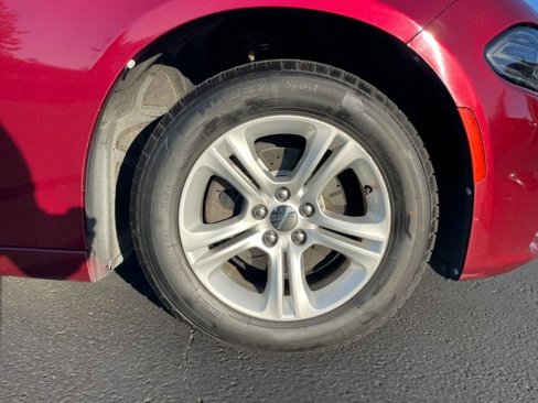 Used 2020 Dodge Charger SXT image 10