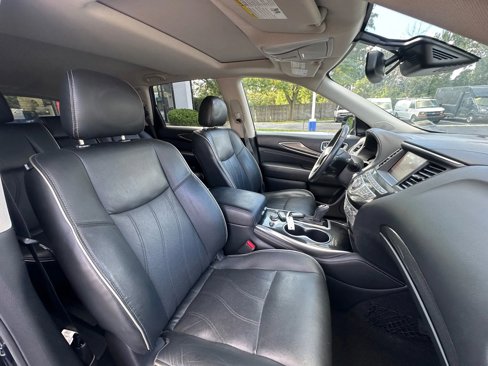 Used 2019 INFINITI QX60 Luxe w/ Essential Package image 37