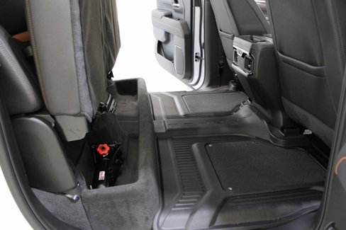Used 2025 GMC Sierra 1500 AT4 w/ AT4 Premium Package image 33