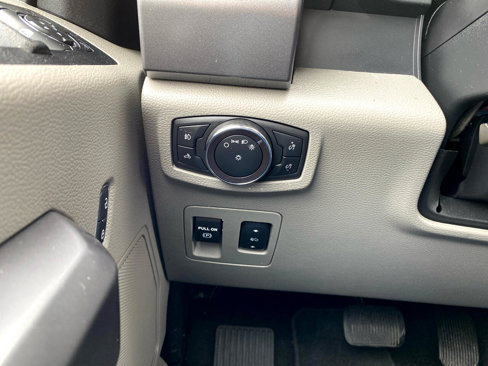 Used 2019 Ford F150 XLT w/ Equipment Group 302A Luxury image 21