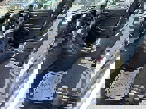 Certified 2025 Chevrolet Trax LS image 9