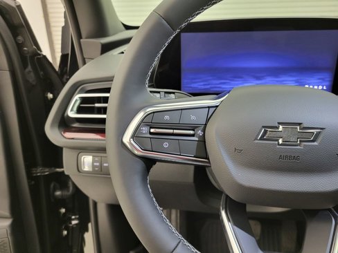 New 2026 Chevrolet Traverse Z71 w/ Driver Confidence Package image 5