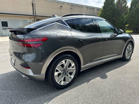 Used 2025 Genesis GV60 RWD image 5