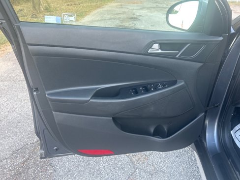 Used 2017 Hyundai Tucson SE image 7