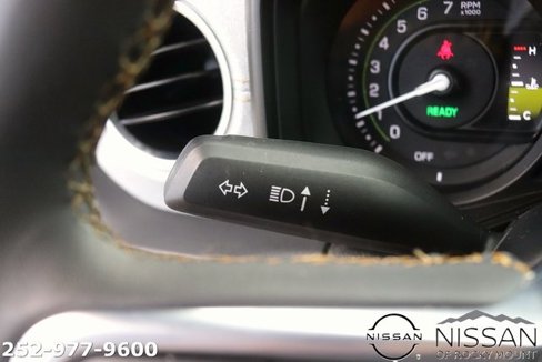Used 2024 Jeep Wrangler Unlimited Sahara image 23