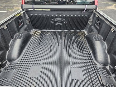 Used 2017 Ford F150 XLT w/ Equipment Group 302A Luxury image 4