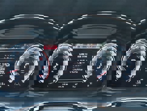New 2025 Audi Q8 Premium Plus image 32