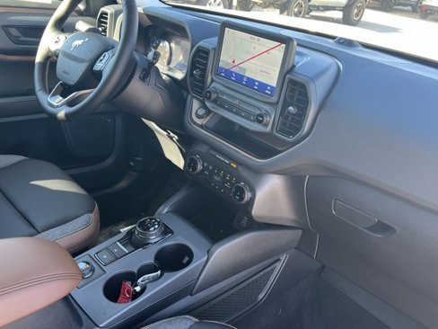 New 2024 Ford Bronco Sport Outer Banks w/ Tech Package image 12