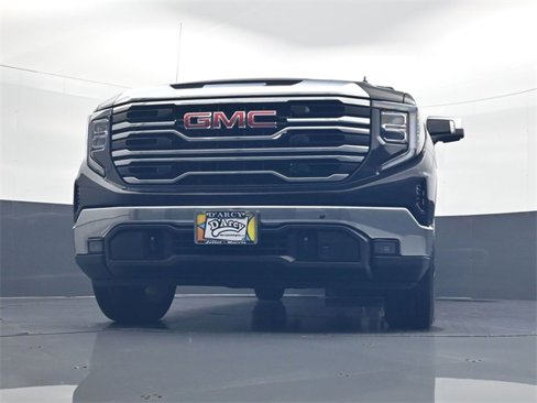 Used 2023 GMC Sierra 1500 SLT w/ SLT Premium Package image 22