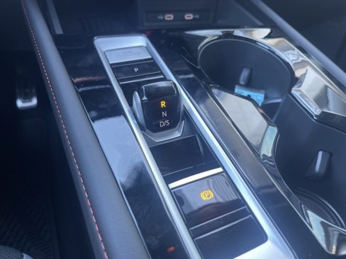 New 2025 Volkswagen Atlas Peak Edition SE image 22