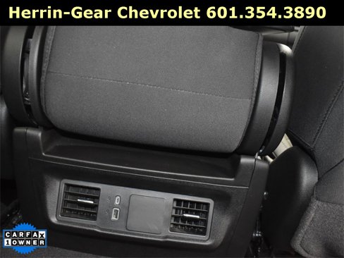 Used 2024 Chevrolet Silverado 2500 Custom w/ Custom Convenience Package image 17