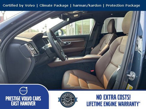 Used 2025 Volvo V90 B6 Cross Country Plus w/ Climate Package image 14