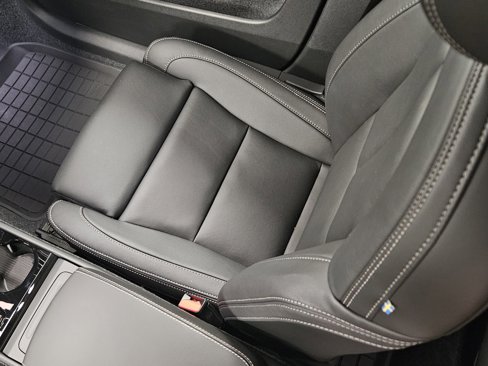New 2026 Volvo XC40 B5 Plus w/ Protection Package Premier image 42