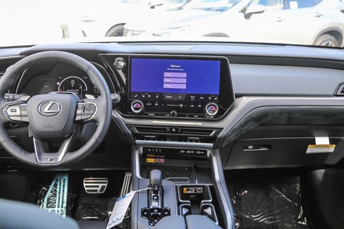 New 2026 Lexus TX 500h AWD image 13