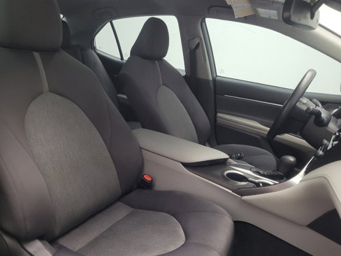 Used 2021 Toyota Camry LE image 21