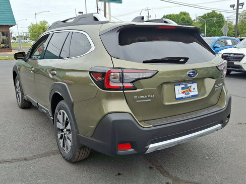 New 2025 Subaru Outback Touring XT image 3