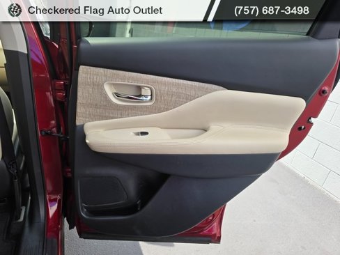 Used 2023 Nissan Murano SL image 48