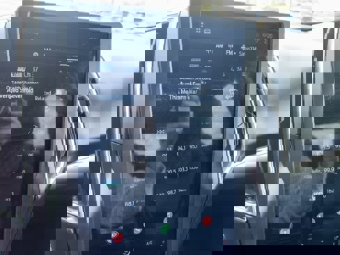 Certified 2024 Ford Edge Titanium image 4