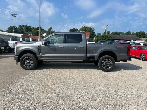 New 2025 Ford F250 Platinum w/ Platinum Plus Package image 5