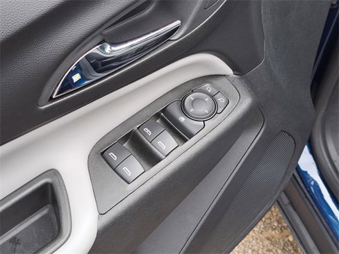 Used 2022 Chevrolet Equinox LS w/ LS Convenience Package image 21
