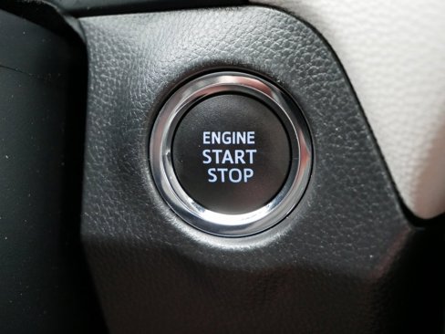 Used 2021 Toyota RAV4 XLE Premium image 30