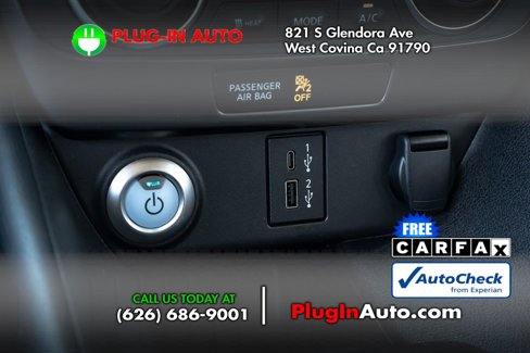 Used 2025 Nissan Leaf S image 22