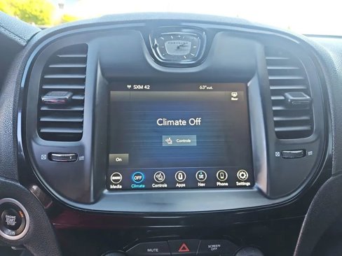 Used 2023 Chrysler 300 S image 10