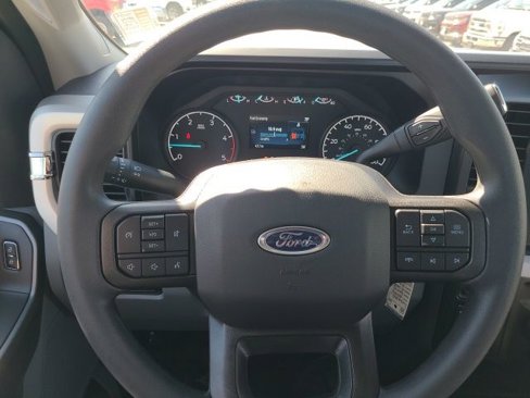 New 2026 Ford F350 4x4 Regular Cab Super Duty image 11