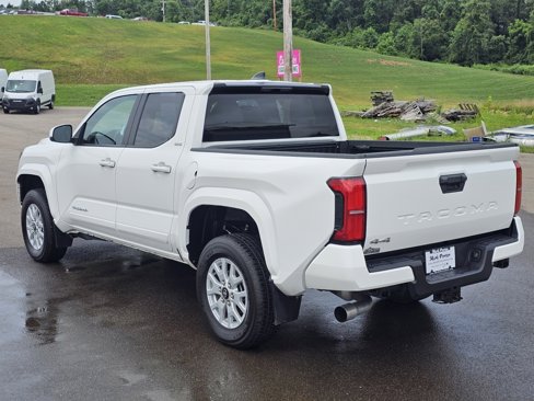 Used 2024 Toyota Tacoma SR5 image 3