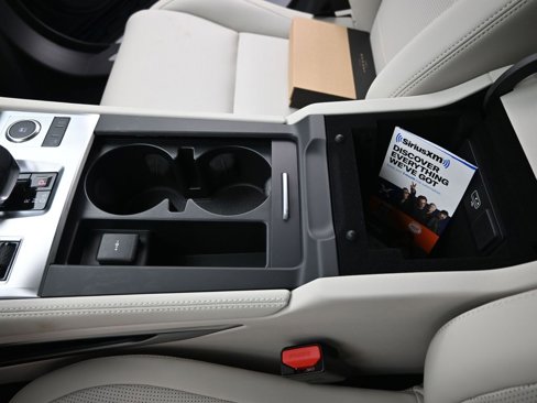 New 2026 Jaguar F-PACE R-Dynamic S image 29