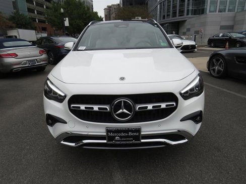 Certified 2025 Mercedes-Benz GLA 250 4MATIC image 6
