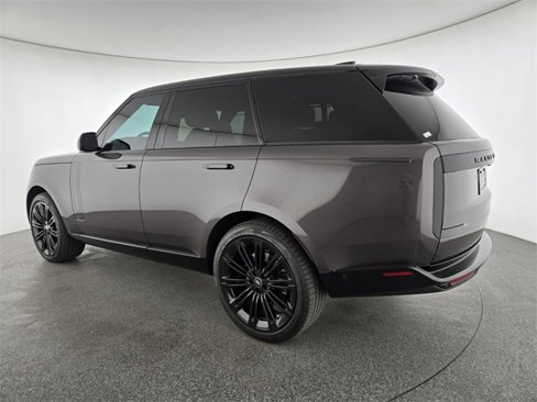Certified 2024 Land Rover Range Rover Autobiography image 17