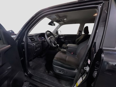 Used 2024 Toyota 4Runner TRD Off-Road image 15